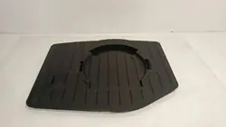 Audi A6 C7 Avant tavaratilan pohja OEM 4G9863547A