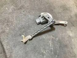 Capteur de niveau avant gauche OEM 202302271339 Volvo