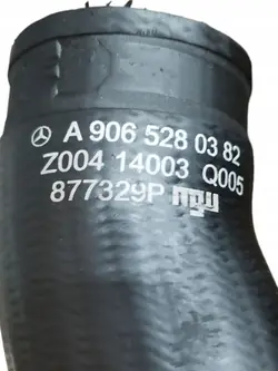 Mercedes-Benz A906 528 03 82 välijäähdyttimen putki