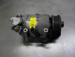 Bomba compresor A/C FORD OEM AV6N-19D629-BC Usado
