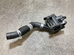Thermostatgehäuse OEM 550243241015 für KIA 1.5L