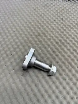 Perno mozzo ruota posteriore destro Nissan Micra