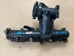 Iveco OE 504384190 Coletor de Admissão