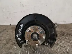 Buje de rueda trasera Subaru OE OEM FBZ14909 - Usado
