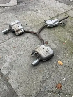 OEM 8W9253611 Audi A4/A5 B9 Silenciador 2016-23