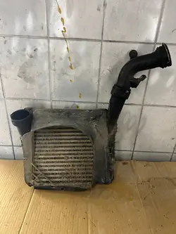Intercooler derecho VW Touareg I 5.0 TDI