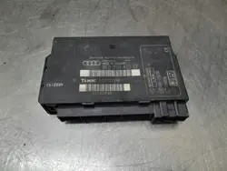 AUDI A4 B7 2.0 TDI Mukavuusmoduuli OEM 8E0959433CF