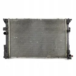 Radiador de agua OEM A2465001303 para Mercedes-Benz