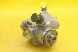 Pompe de direction assistée OEM 1931 pour VW Transporter T4