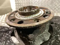 UTO37283 Moyeu de roue avant Mercedes-Benz E W238