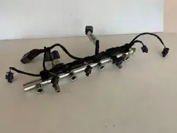 Rampa de injeção OEM 06K906051A para Audi Q5 2.0L Gasolina