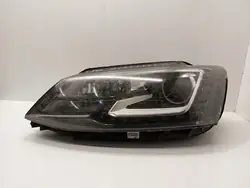 Volkswagen Jetta VI 2013 Farol Esquerdo