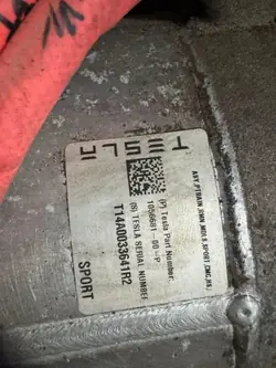 Gebrauchter Tesla Hinterachsantrieb 105668100P 2014