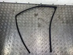 Joint de vitre avant OEM FBZ17025 - Subaru XV 2019