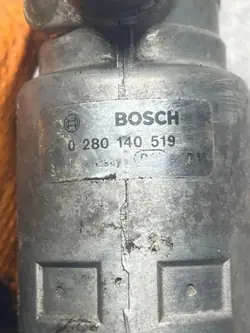 BMW Tyhjäkäyntiventtiili OEM 0280140519 - Käytetty