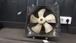 Jäähdytinpuhallin OEM 122750-1572 Toyota Corollalle