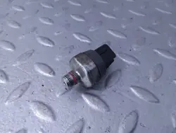 Capteur de pression d'huile Suzuki OEM 37820-73HP0