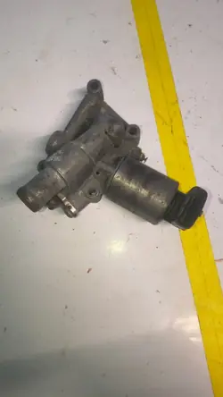 Soupape EGR Opel OEM 7228750003T pour Corsa 2001