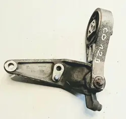 Takasiirron kiinnike Opel Corsa D