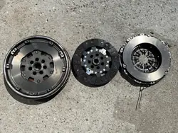 VOLANTE DE DUAL MASSA RENAULT CLIO KANGOO 302052316R