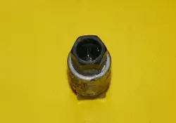Capteur de pression A/C 8A0959483AA pour Audi A8 D2 94-98