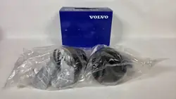 Juego de guardapolvo de junta Volvo OEM 31256022 - Usado