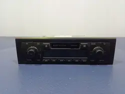 AUDI A4 B6 Radio OEM 8E0035152 - Audison Käytetty