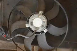 Ventilateur de Radiateur Seat Ibiza 6J 6Q0959455D