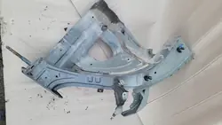 OEM 8765555 Etupuskuri Vasen/Oikea Hyundai Tucson IV
