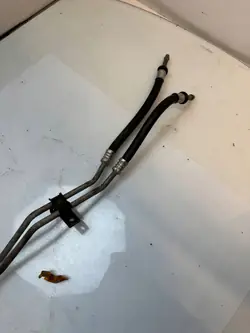 Conduite d'huile boîte Mercedes-Benz MLW164 V8 OEM A1645004972
