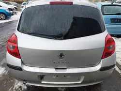 Takaluukku Renault Clio III HB 5D OEM XER6917 - Käytetty