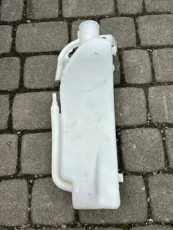 Réservoir de liquide de refroidissement OEM 68091500AD Jeep