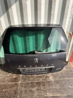 OEM 807 Takaovilasi Peugeot 807:lle