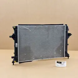 Radiador de refrigerante Hyundai Kona Ioniq Kia E-Niro EV