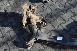 Honda OE 422163 Poutre Suspension Arrière Occasion