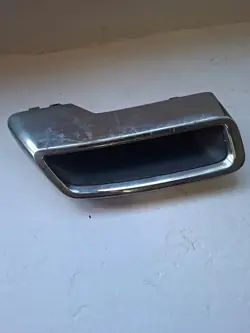 Rechter uitlaateindstuk OEM 9811652980 voor Peugeot