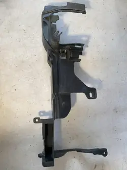 Déflecteur de radiateur Volvo OE 30764572LHS d'occasion