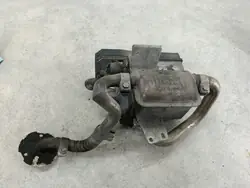 Webasto Audi A8 D2 4D0815069D 12V 32W Käytetty