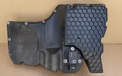 Oljetank 06L103598R VW Skoda Audi med sensor 06L907660H