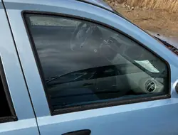 FIAT PUNTO II HB 5D 99-09 Vitre Portière Droite Avant