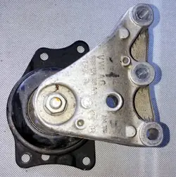 Soporte de motor VW Polo 6R Ibiza 6J 08- TDI