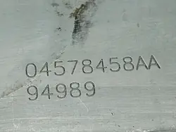 Chrysler motordel OEM 04578458AA - Begagnad