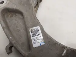 Oikea Jousituskiinnike OEM 4M0413038N Audi Q7 Q8