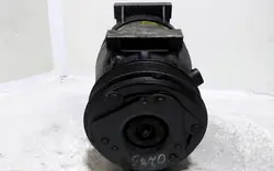 RENAULT TRAFIC SCENIC MEGANE LAGUNA MOVANO KOMPRESSORI 7700105765