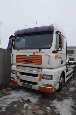 MAN TGX TGA XLX hytram OEM 3 - Utan dörrar