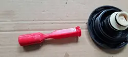 OEM 4M0121321Q säiliön korkki Audi RS5 8W:lle