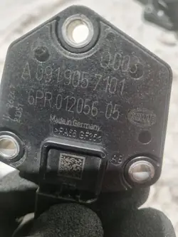 Mercedes-Benz OE A0919057101
