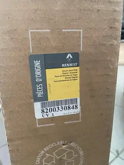 VALEO Radiateur Moteur 7700301171 8200330848