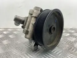 Bomba de direção assistida Mercedes-Benz A0064663101