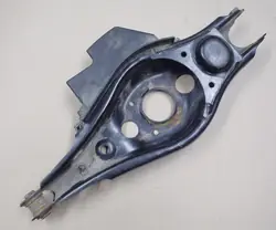 Braccio di controllo posteriore inferiore TOYOTA OE RAV4